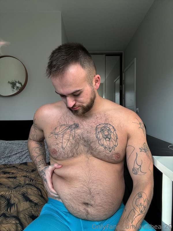 Feeling thicc and only wanting more 😈🐷 7
