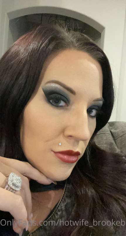 Felt dark and sultry today and loving it!! I’m off for some ..