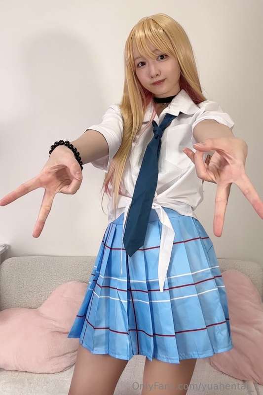 Kitagawa Marin from “This dress-up doll is in love”😍   I lov.. 8
