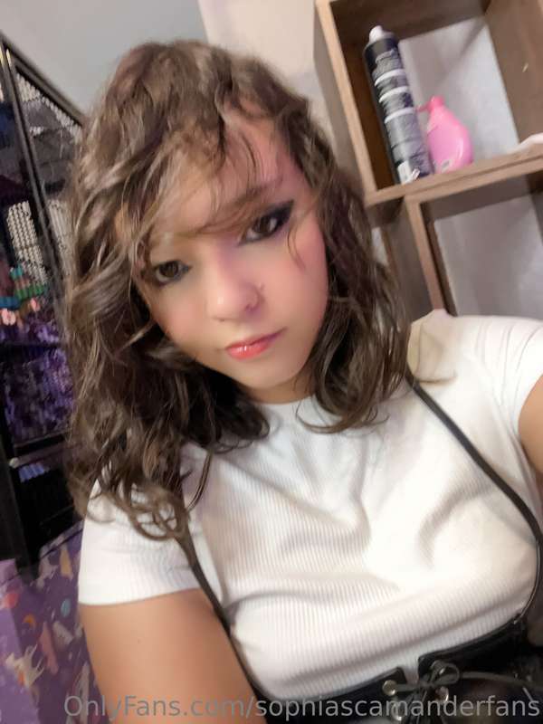 I sat on your face, I want to see your hard cock while I lea.. 6