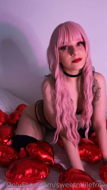 my delicious pussy is open waiting for your cock🔥