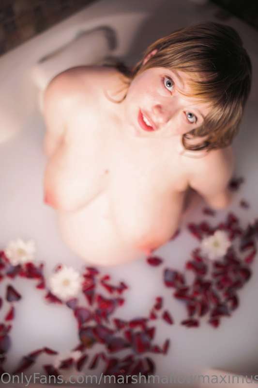 Here’s a lovely photoshoot of me basking in my final days of.. 8