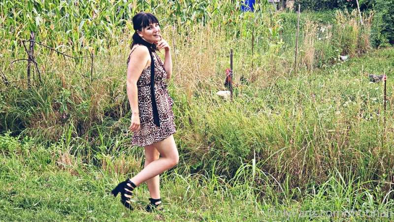 So one day I went out with a dear friend <3  And then you ca.. 3