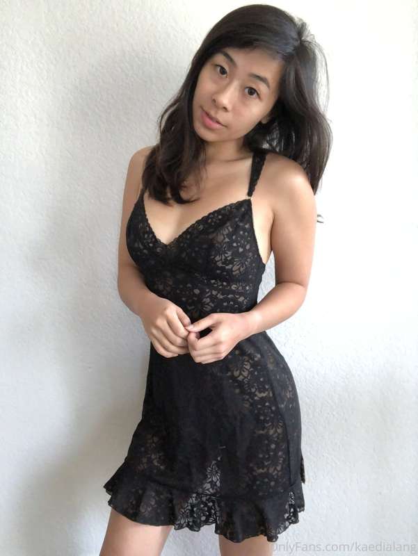 Don’t you love see through slips? Although, by the end of th.. 19