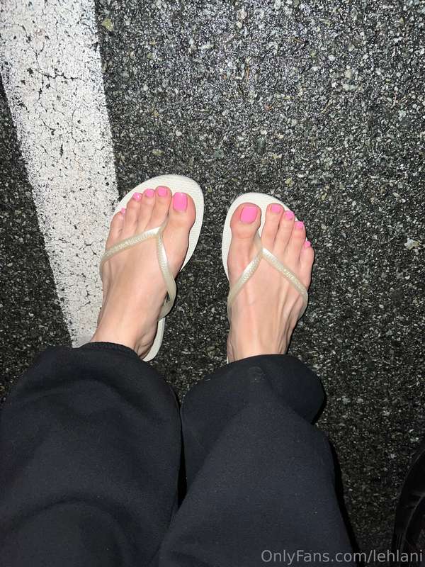 Okay it’s still been a little cold and rainy BUT I wore thes.. 5