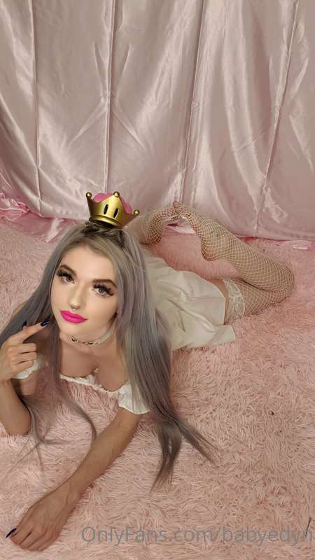 What do you want to do when you see me like this? 😈👑