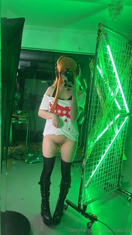 Back stage de fotitos de futaba sakura 💕💕👅