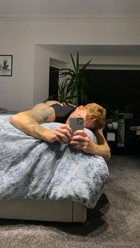 Eat daddy’s ass