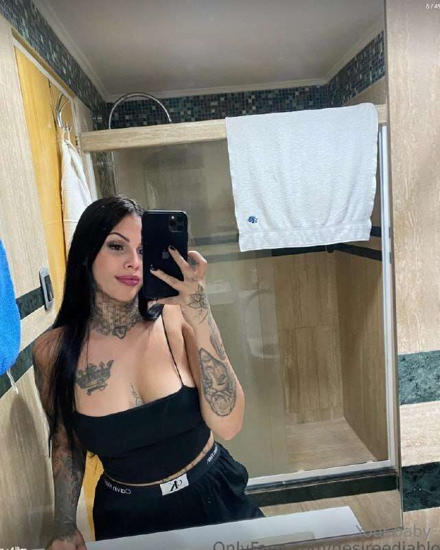 𝐅𝐑𝐄𝐄 𝐒𝐔𝐁𝐒𝐂𝐑𝐈𝐏𝐓𝐈𝐎𝐍 @desireediablo 💋hi love I'm @desireediablo..