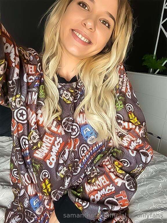 Pyjamas and boobs 3