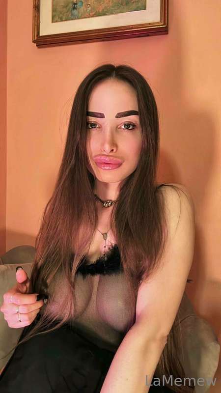 Dimmi in chat cosa ti piace più di me baby💋🐷
