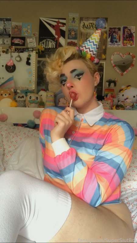 Superslutboi - Fansly - 17 Oct, 2021 13