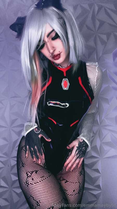 Lucy video will be dropping late tmrw night of tentacle ride.. 2