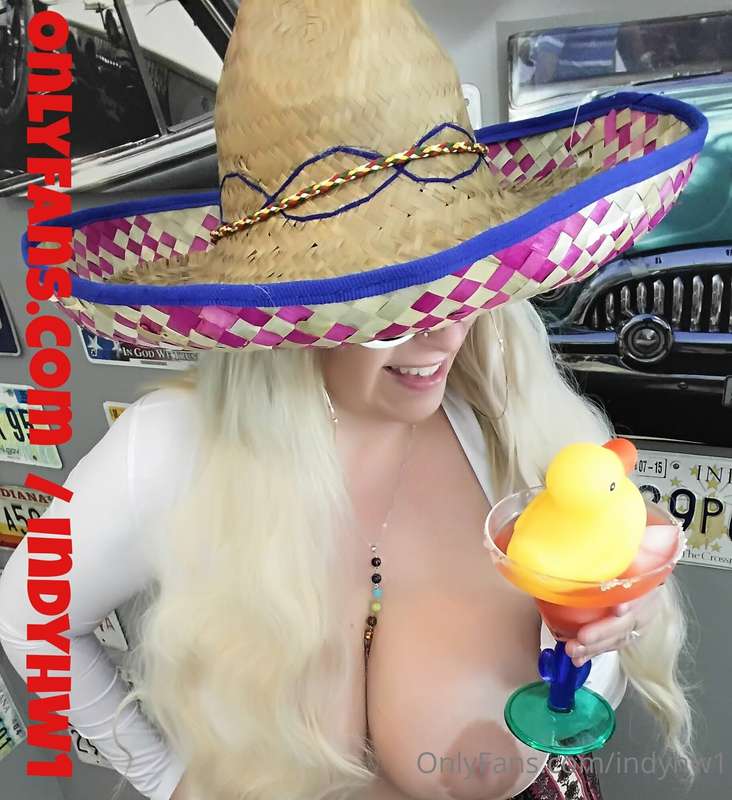 Now that's not something you see everyday! Happy Cinco de Ma..
