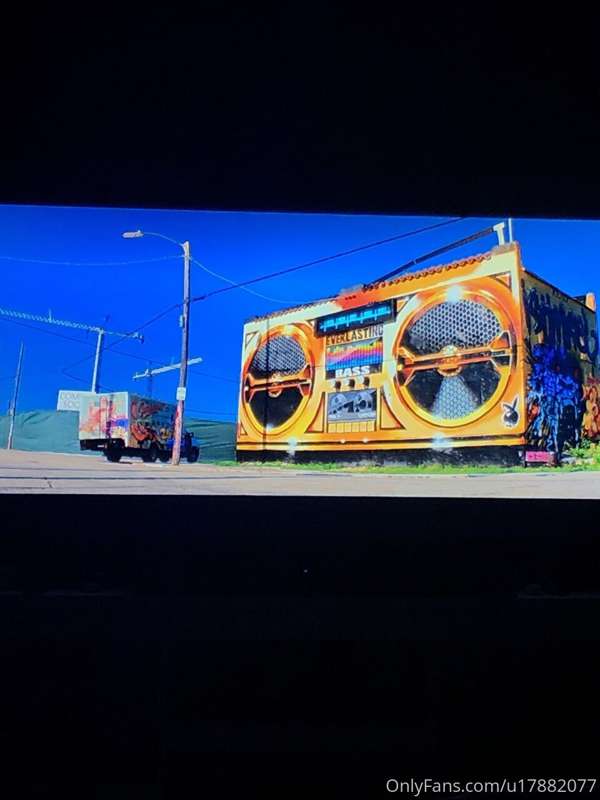 I’m watching Bad Boys... SWIPE!