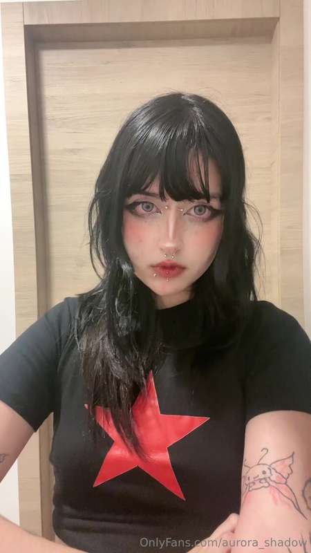 I can be your tiny goth GF. So, spoil me, kiss me and cuddle..