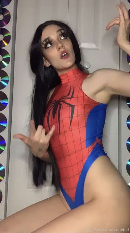 spideyslut 🕷❤️ 3