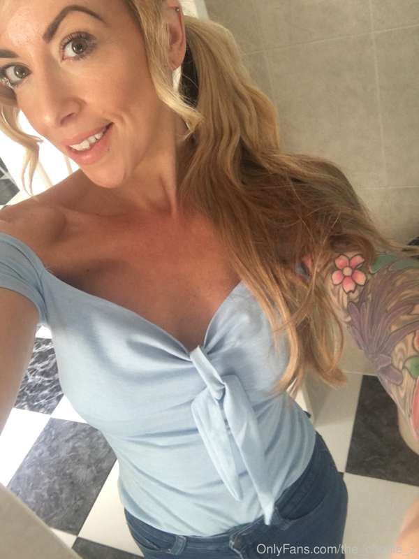 Sexy nips hanging out