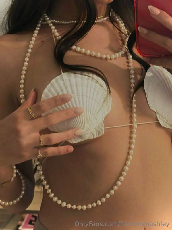 wanna massage my tits?