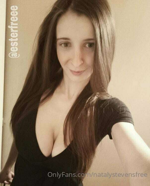 @esterfreee @esterfreee
🌸 SUBSCRIBE FOR FREE NOW 🌸

Hi, I'm ..