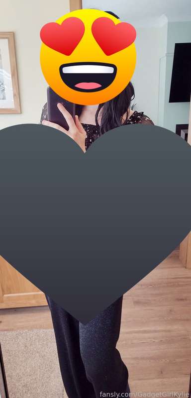 Gadgetgirlkylie - Fansly - 27 Sep, 2023 1