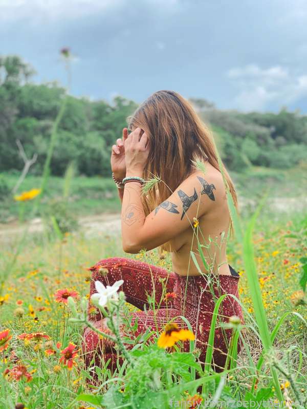 Zoebytheriver - Fansly - 05 Sep, 2021