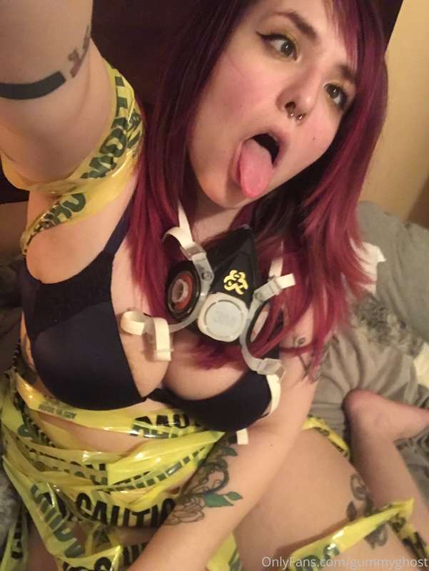 Biohazard ☣️ I’m toxic baby 💛 5