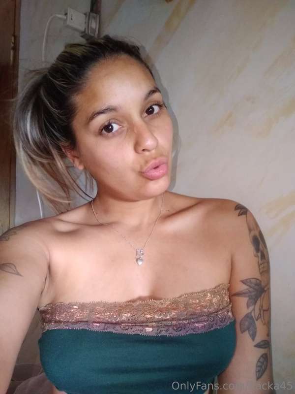 💗😋 honey my name is @flacka45 I'm 23 years old, "I'm Argenti..