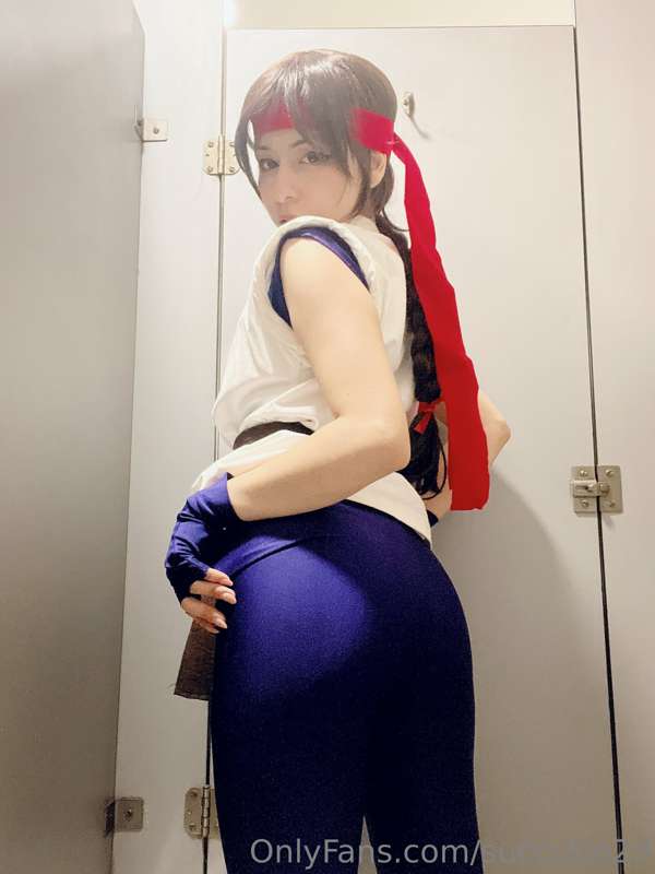 Nos encerramos  a escondidas en el baño en pleno evento, 🤫🤫 .. 3