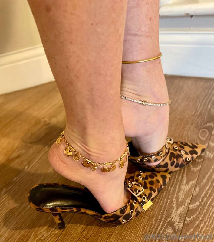 My Cheetah print shoes make me feel like I’m strolling on th.. 2