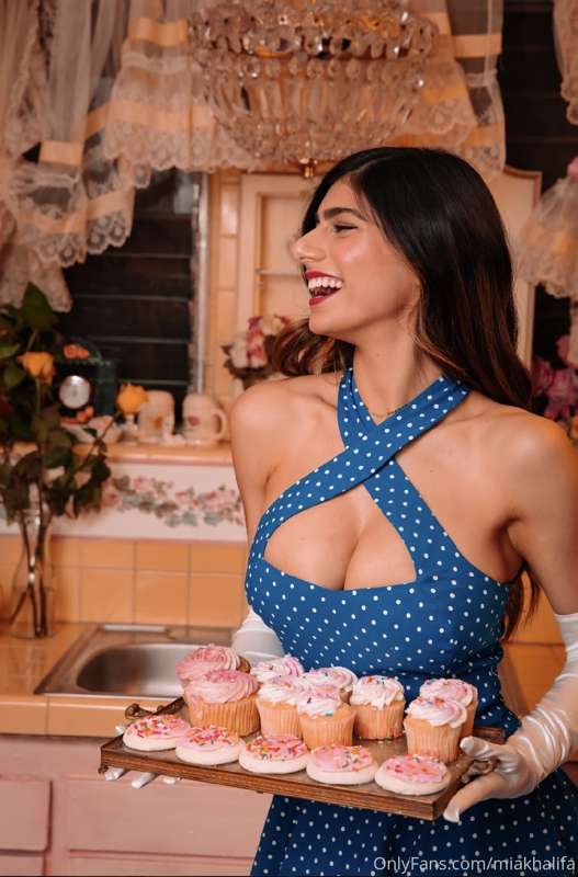 As a housewife, my personality will remain contagious, and m.. 6