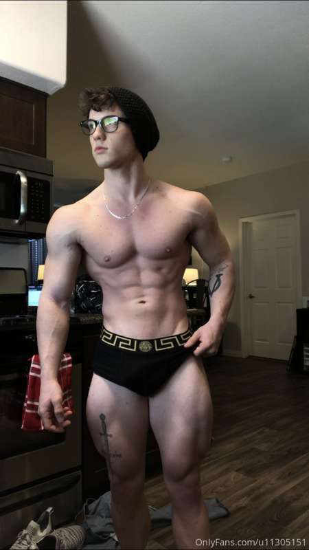 Just a few more to bless your day😉💦. If we get to 100 subs t.. 2
