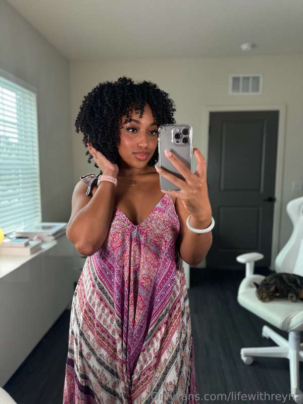 It’s so Rainy lately in Florida 😅 I’m dying for a beach day ..