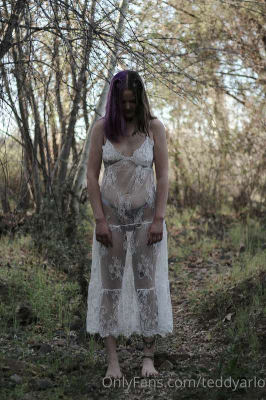 girl in white