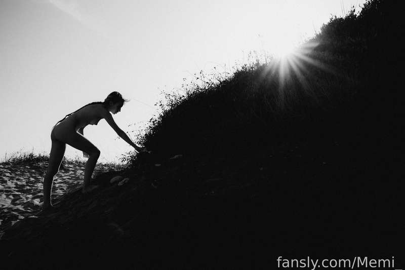 Memi_ - Fansly - 09 Jun, 2024 2