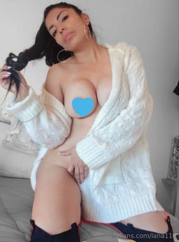@latina_desire 🔥🔥🔥Suscribe for free and enjoy my exclusive c..