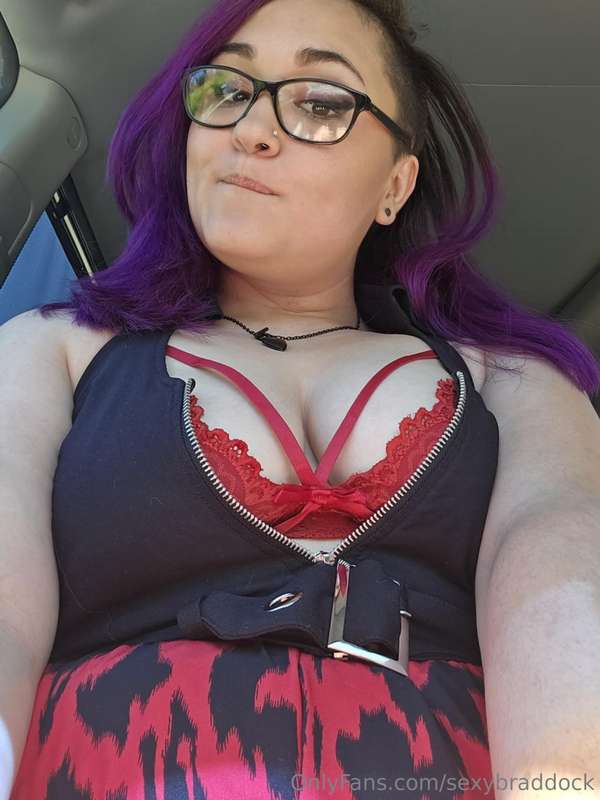 The special outfit I wore for my birthday concert!! Don't I .. 4