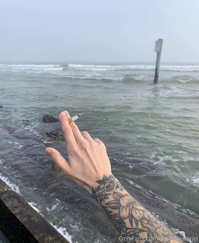 hands dump 👀 2