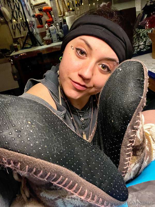 Least my mukluks keep my toesies nice and toasty 3