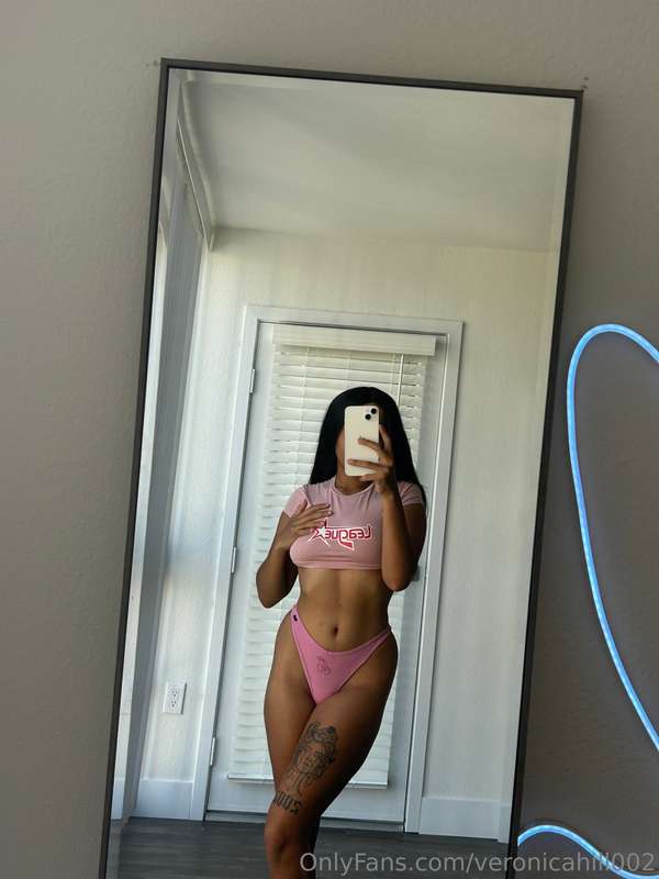 Pretty in pink 💕 happy Valentine’s Day 🥹 2