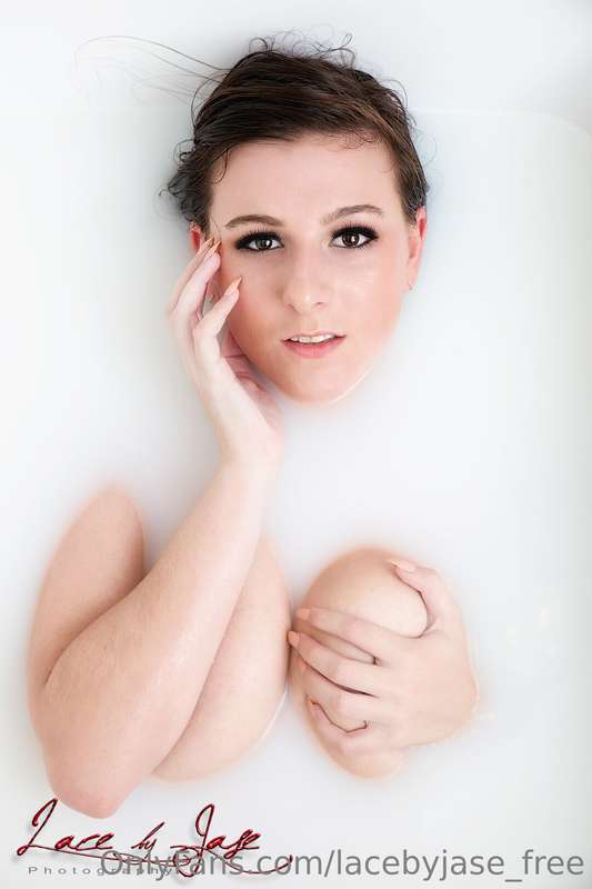 Full Set. 38 Images. 12