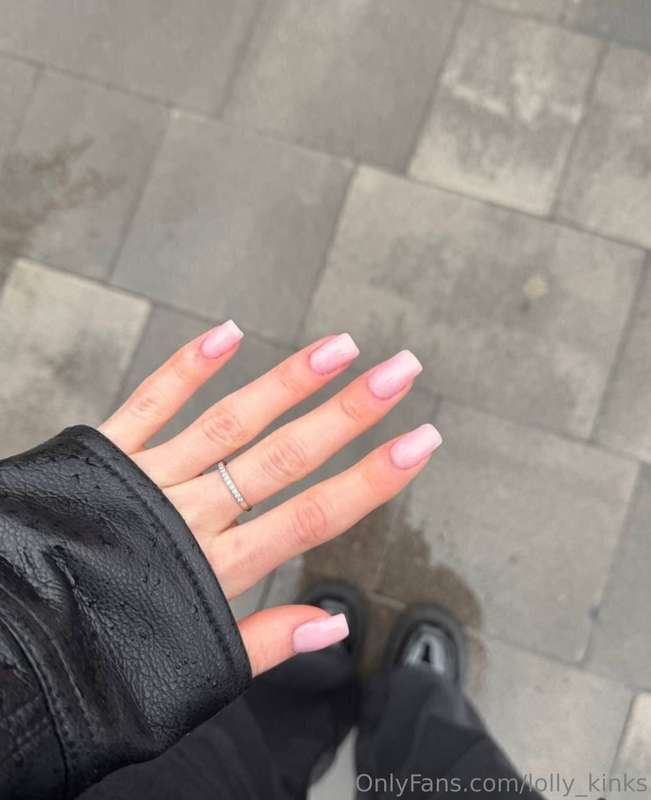 Every time I get a manicure, I change my mind 10 times each ..