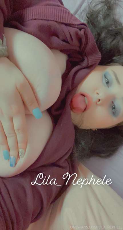 Baby, I’m horny!! Dm me to play?🥺👉👈💦