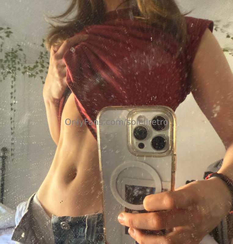 Soleilretro - Onlyfans - 2025-05-14T13:09:47
