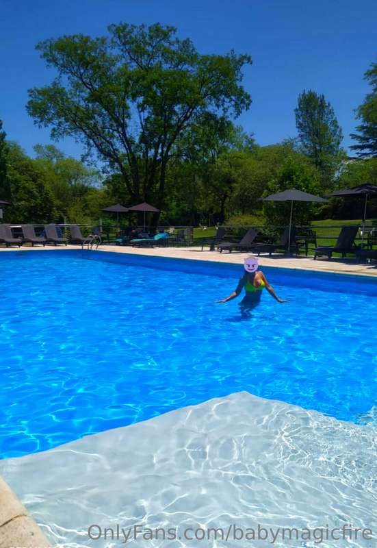 Come to the pool with me! 😎