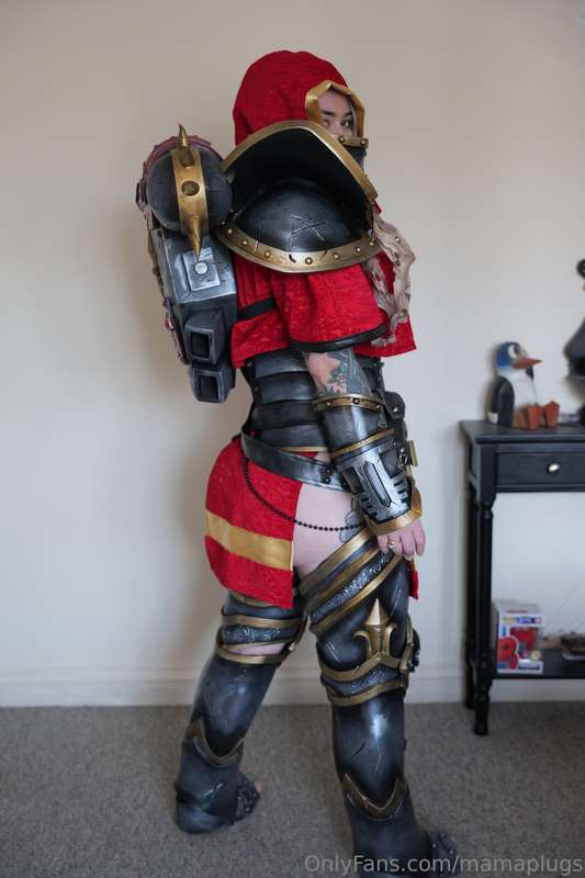 Little cosplay sneak peak 💦  3