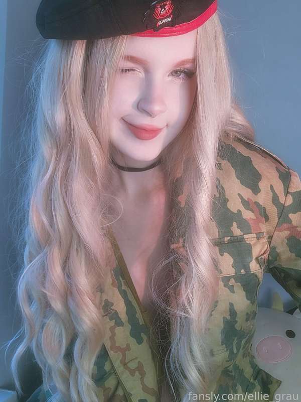 Ellie_Grau - Fansly - 09 Sep, 2024 2