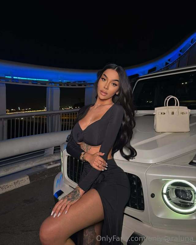 I wanna start this week in a very good way with you in chat❤..