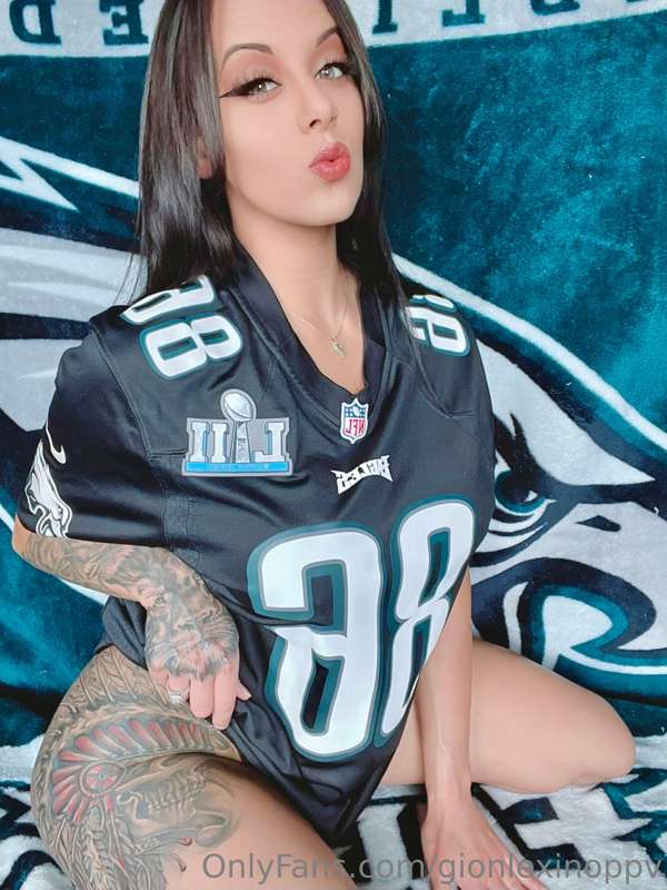 The time has come!! 🏈 SUPER BOWL 🏈 weekend baby!!! 
If you d.. 2