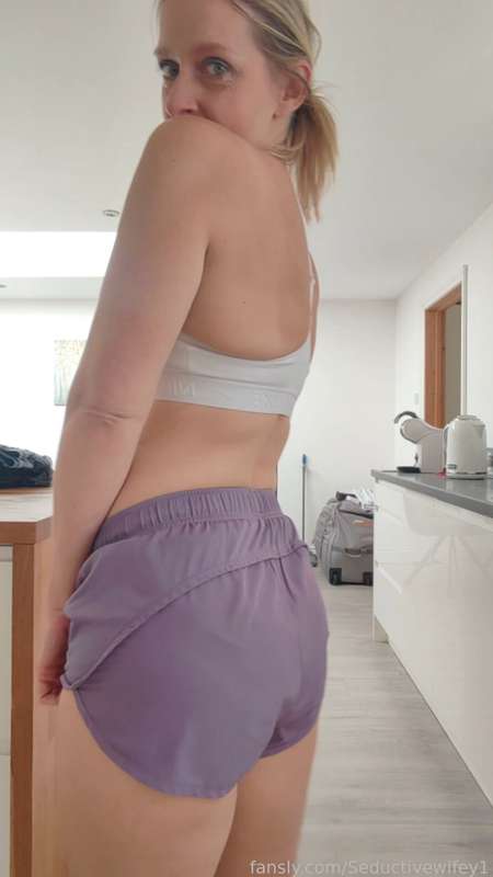 Seductivewifey1 - Fansly - 2025-07-09T09:14:45